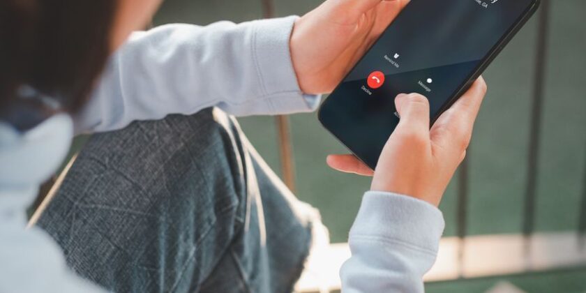 Watch out for scammers!  – Safety Measures