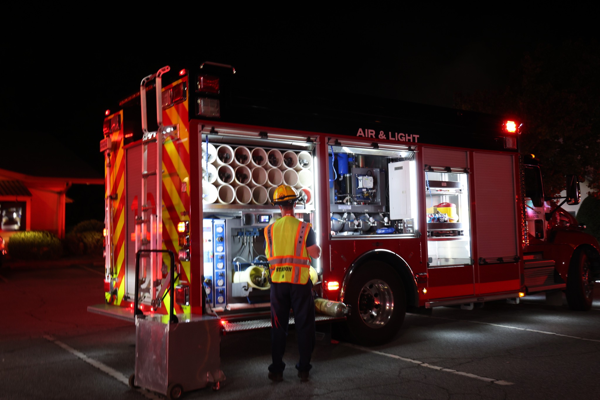 FireOfficeBuilding --FireFighters - Buford-2