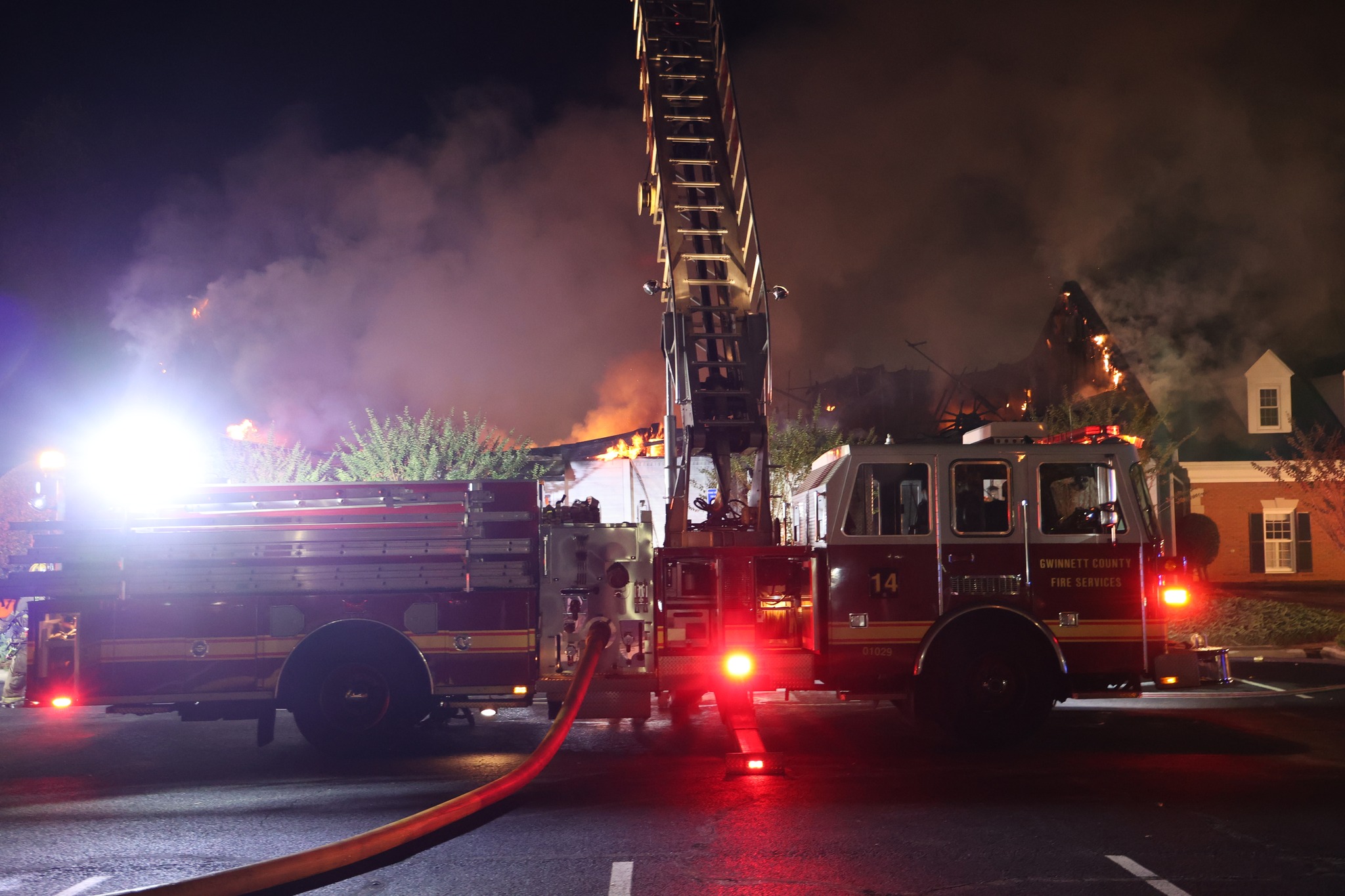 -FireOfficeBuilding --FireFighters - Buford5