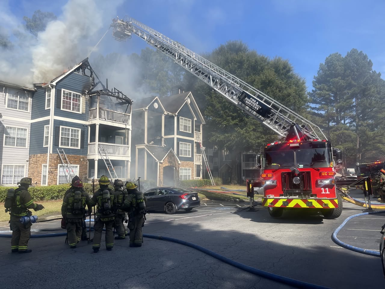 HouseFire -- FireFighters -- Norcross-1
