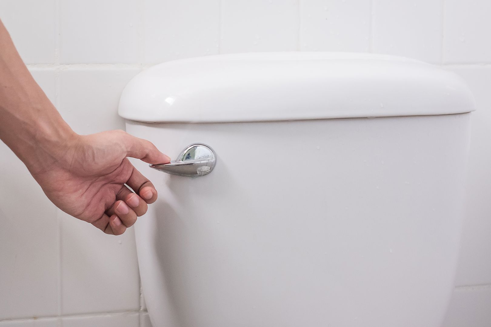 Flush Toilets – Tips To Avoid Clogging