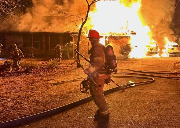 HouseFire – FireFighters — Lilburn